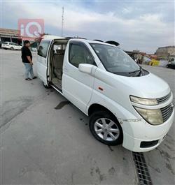 نيسان الجراند